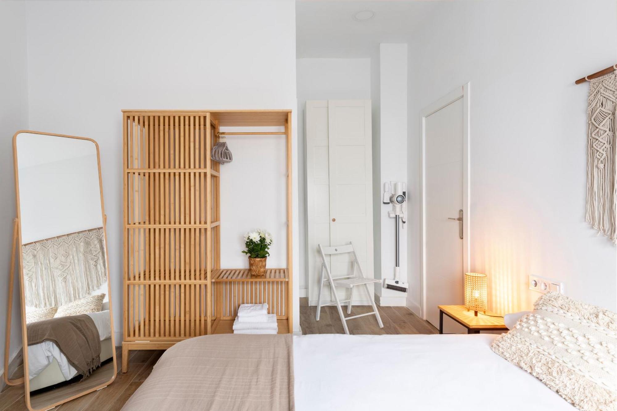 סביליה Calma Muralla House-Two Bedrooms & Two Bathrooms מראה חיצוני תמונה